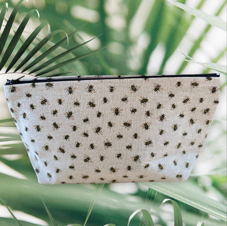 Natural Bee   Handmade Fabric Washbag