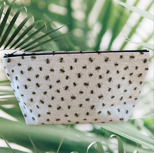 Natural Bee   Handmade Fabric Washbag