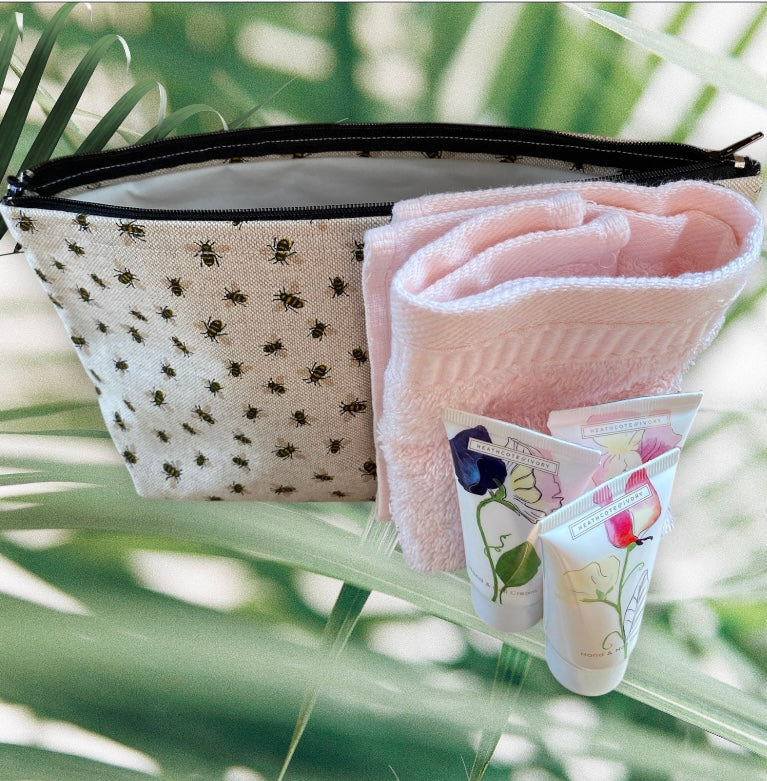 Natural Bee   Handmade Fabric Washbag