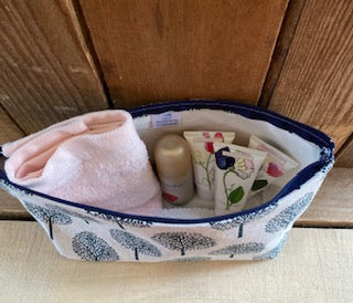 Natural Mulberry Tree Navy Handmade fabric washbag